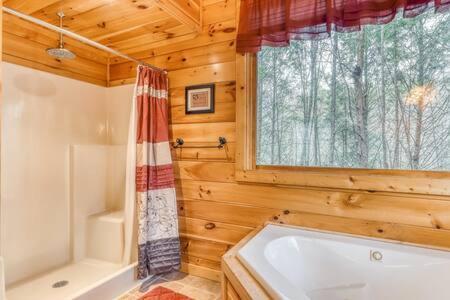 Willa The Great Escape - Min From Parkway With Hot Tub Gatlinburg Zewnętrze zdjęcie